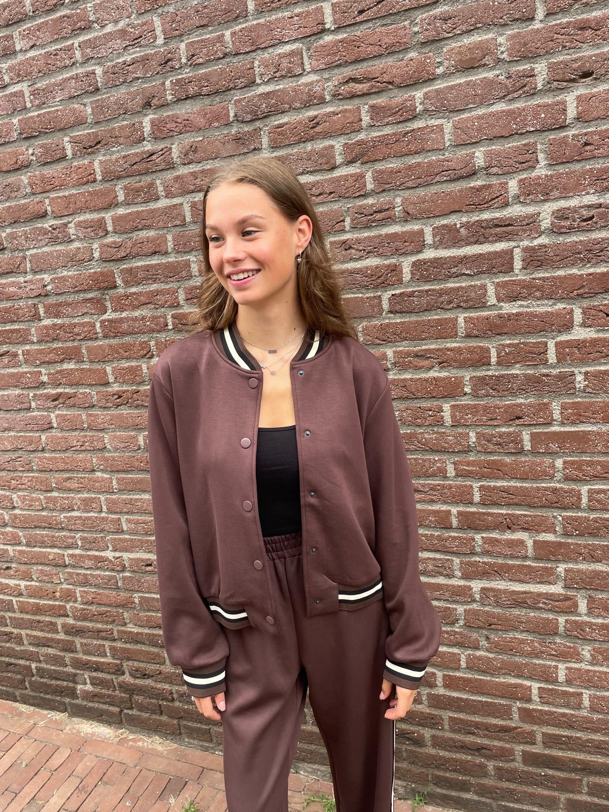 2 piece set Jeda - Bruin
