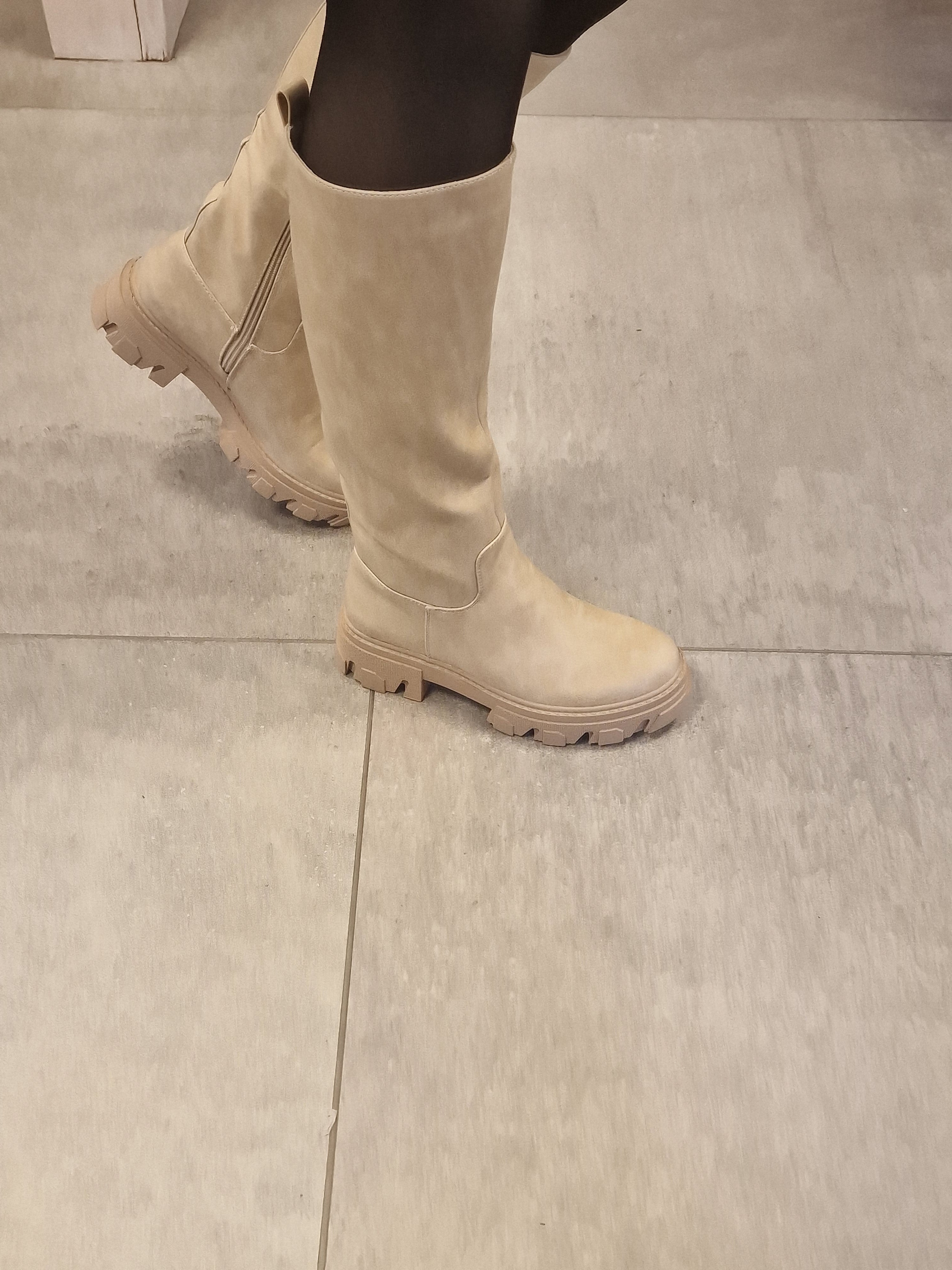 Eline laars hoog - Beige