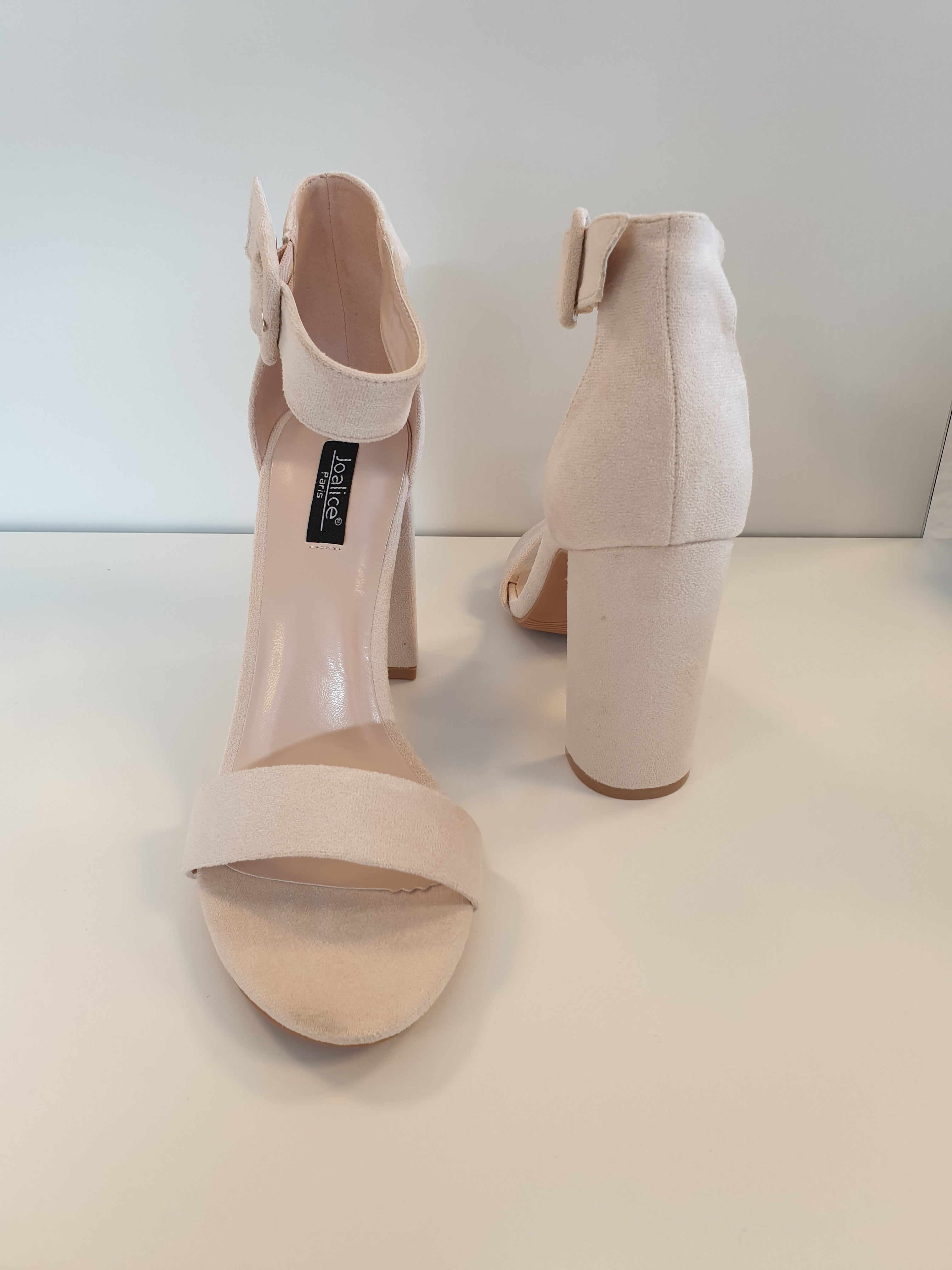 Hakken Diaz 'Beige'